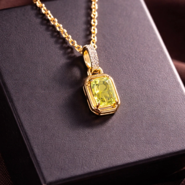 ISHQNAIN Women's Premium Gold Tone Finish Crystal Heart Solitaire Necklace, Romantic Pendant Gift